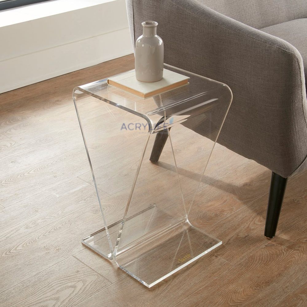 Bàn Hình Chữ V Bằng Mica Acrylife  – Clarte Acrylic V-Shaped Table